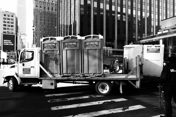 Portable Toilet Options We Offer in River Park, FL